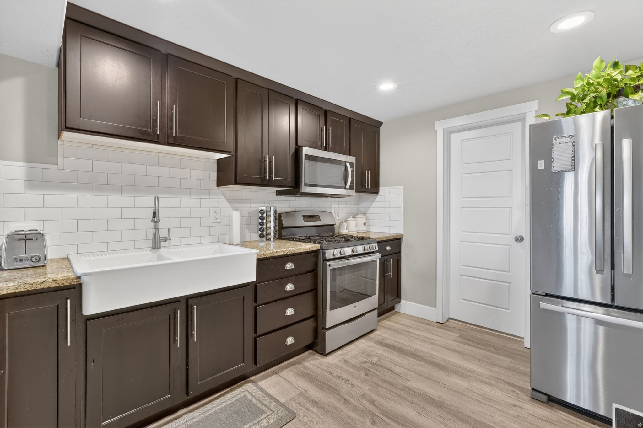 JORDAN HEIGHTS - Residential
