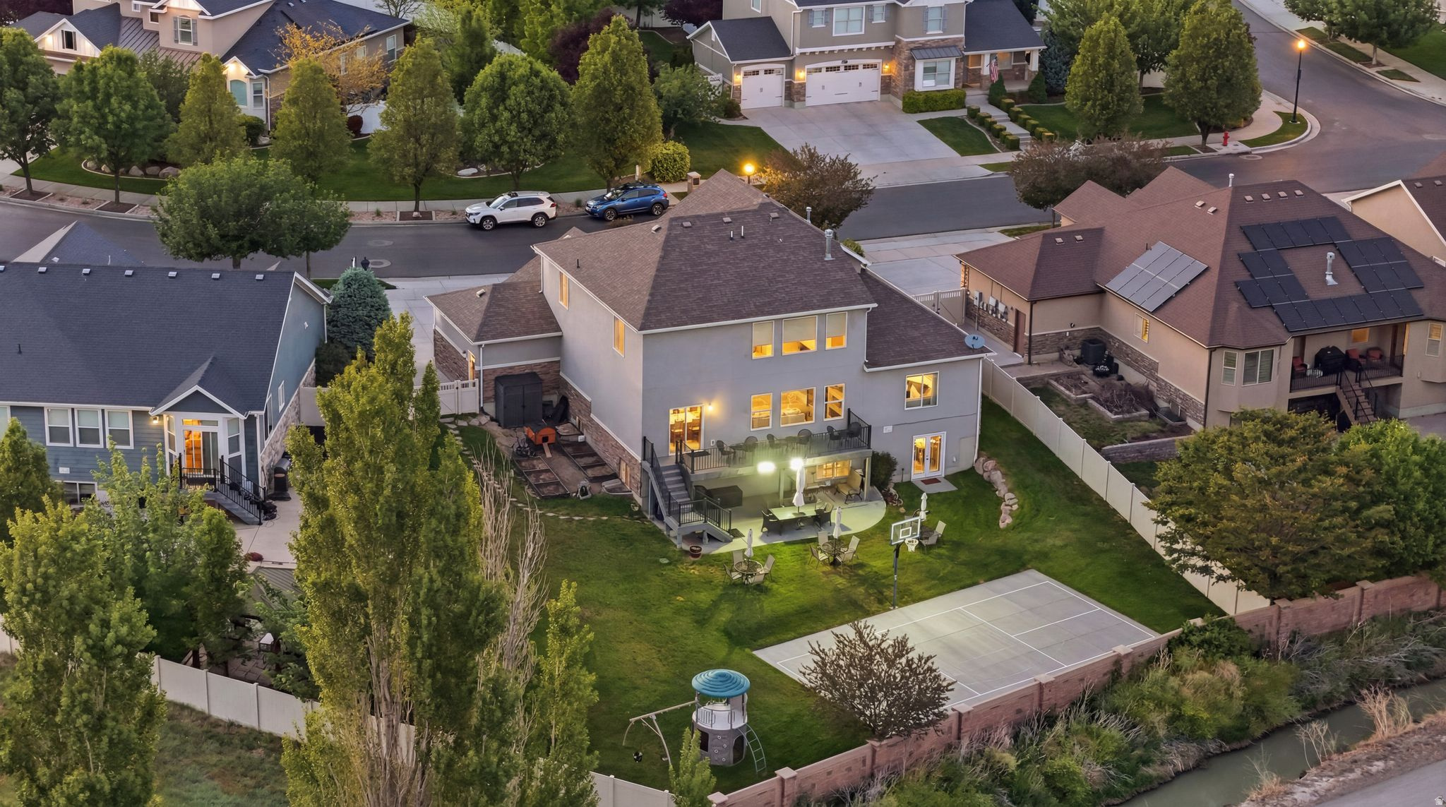 JORDAN HEIGHTS - Residential