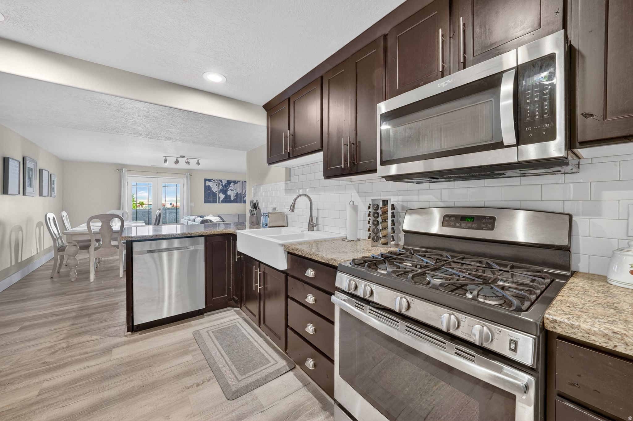 JORDAN HEIGHTS - Residential
