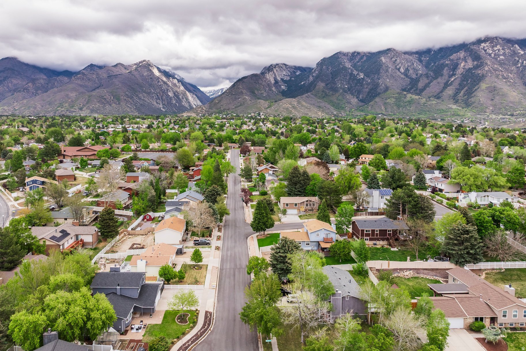 PARK CREST - Residential
