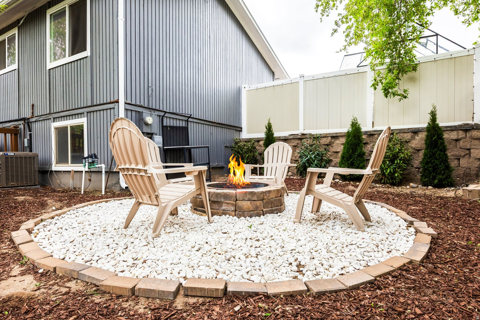 PARK CREST - Residential