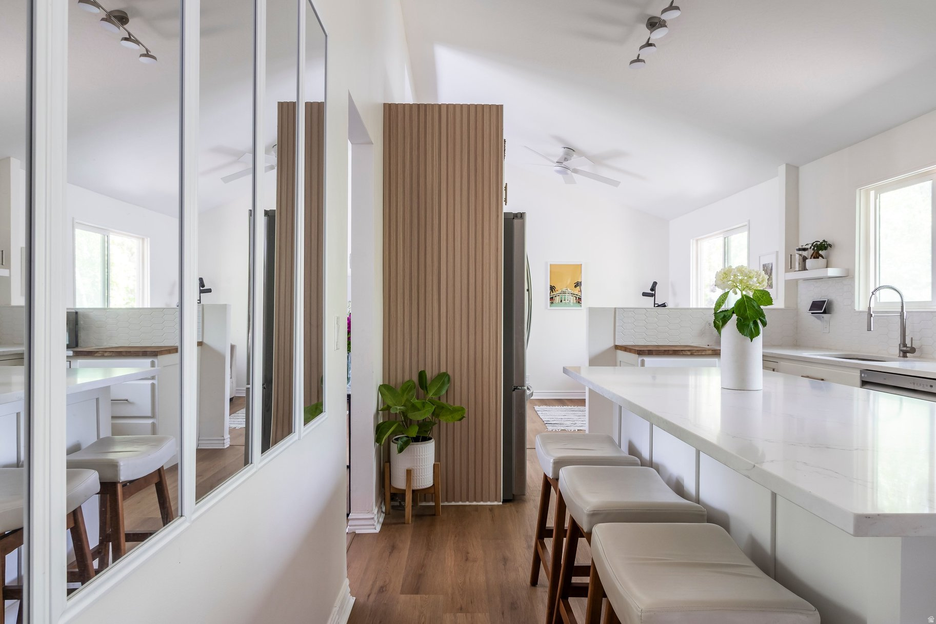 PARK CREST - Residential