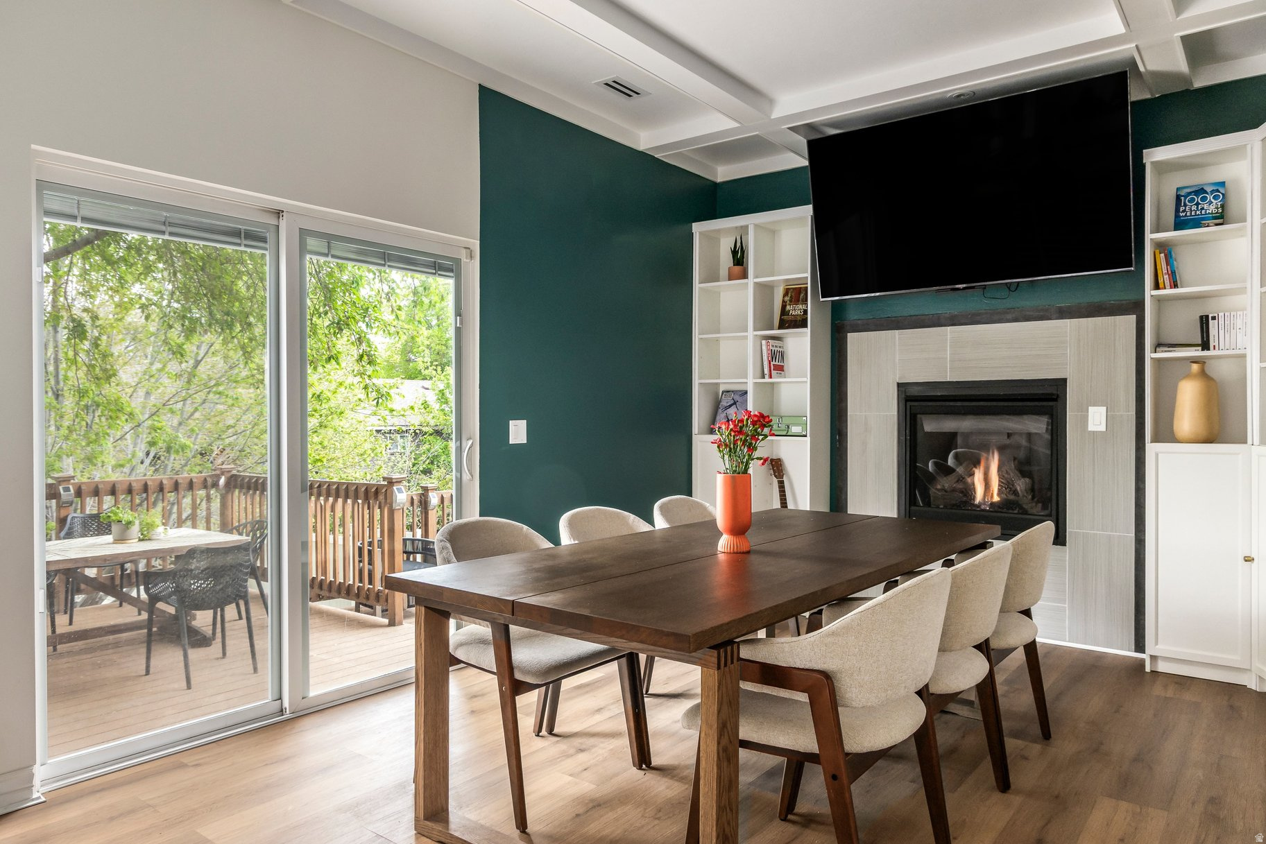 PARK CREST - Residential