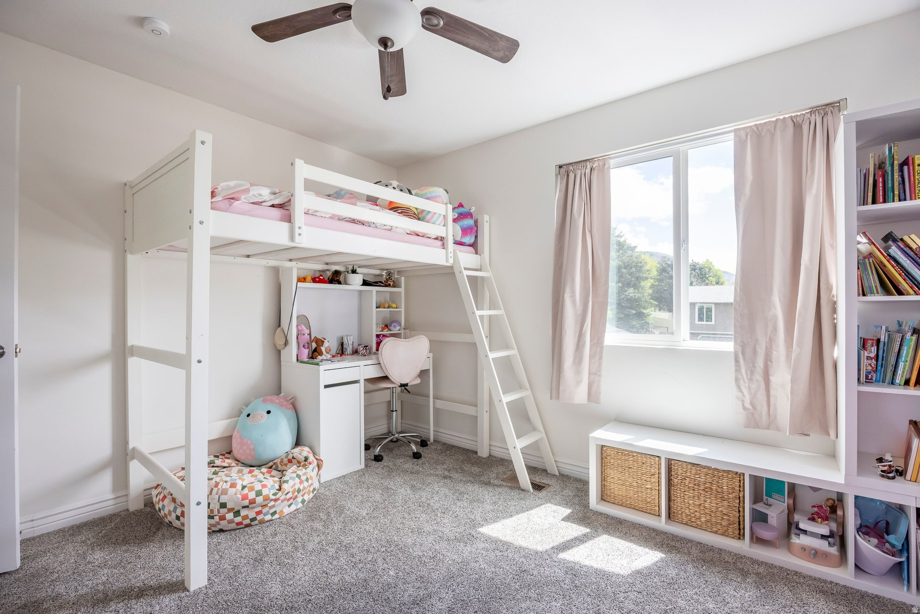 PARK CREST - Residential