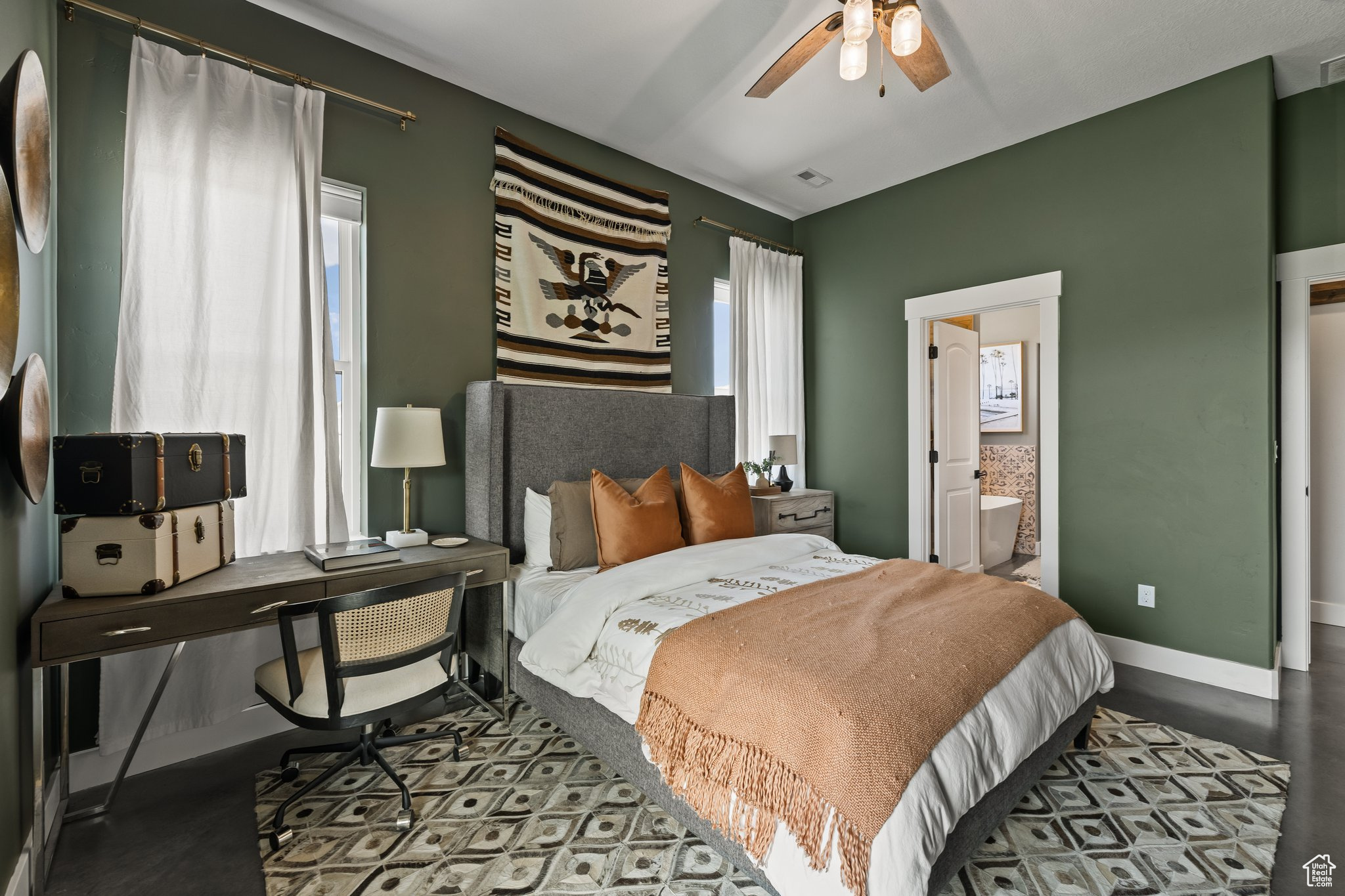 LAKE CRE - Residential