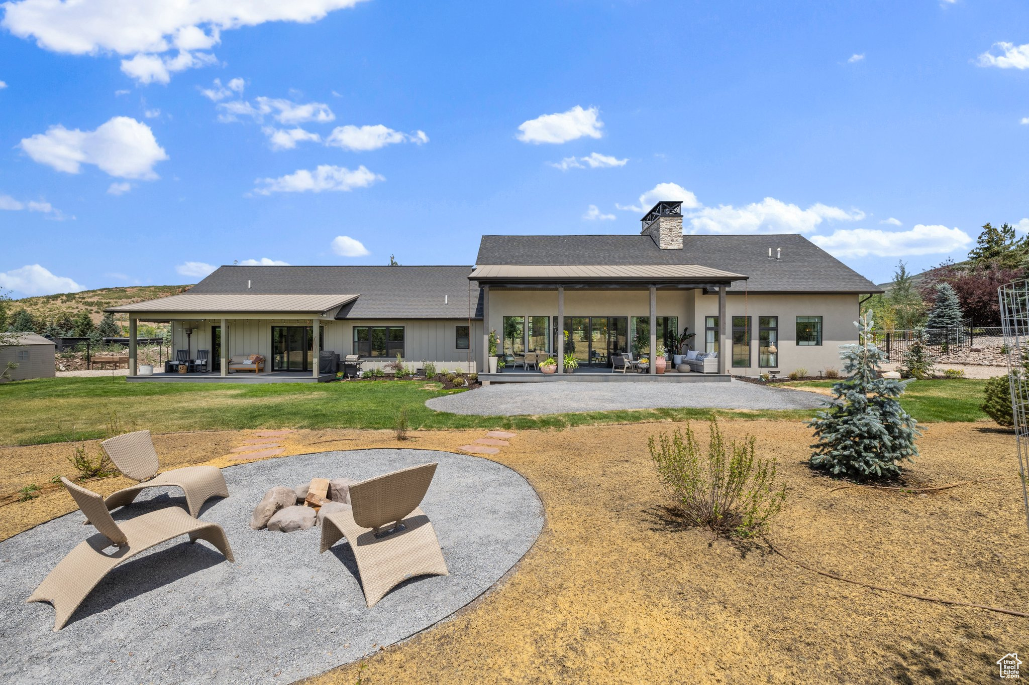 LAKE CRE - Residential