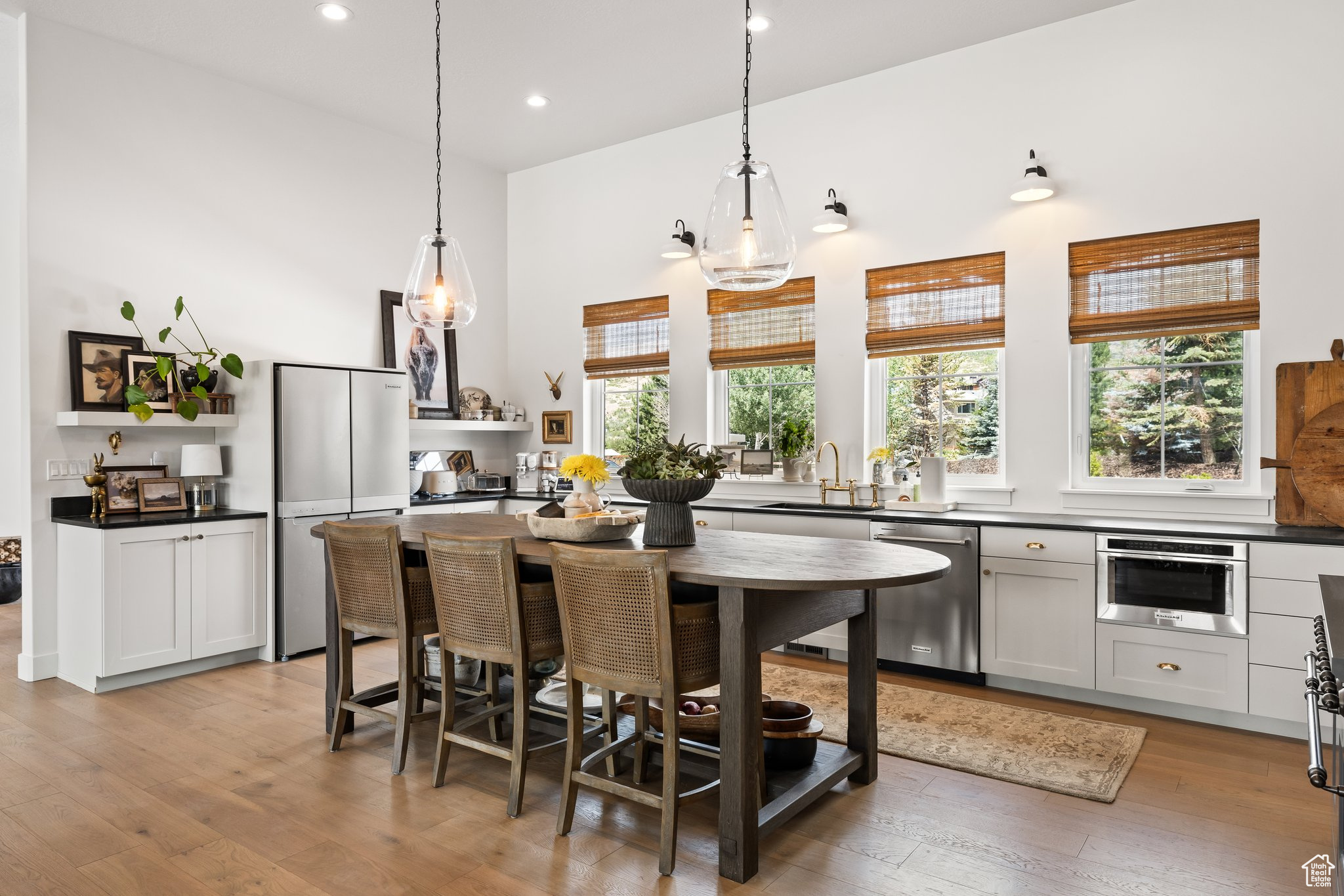 LAKE CRE - Residential