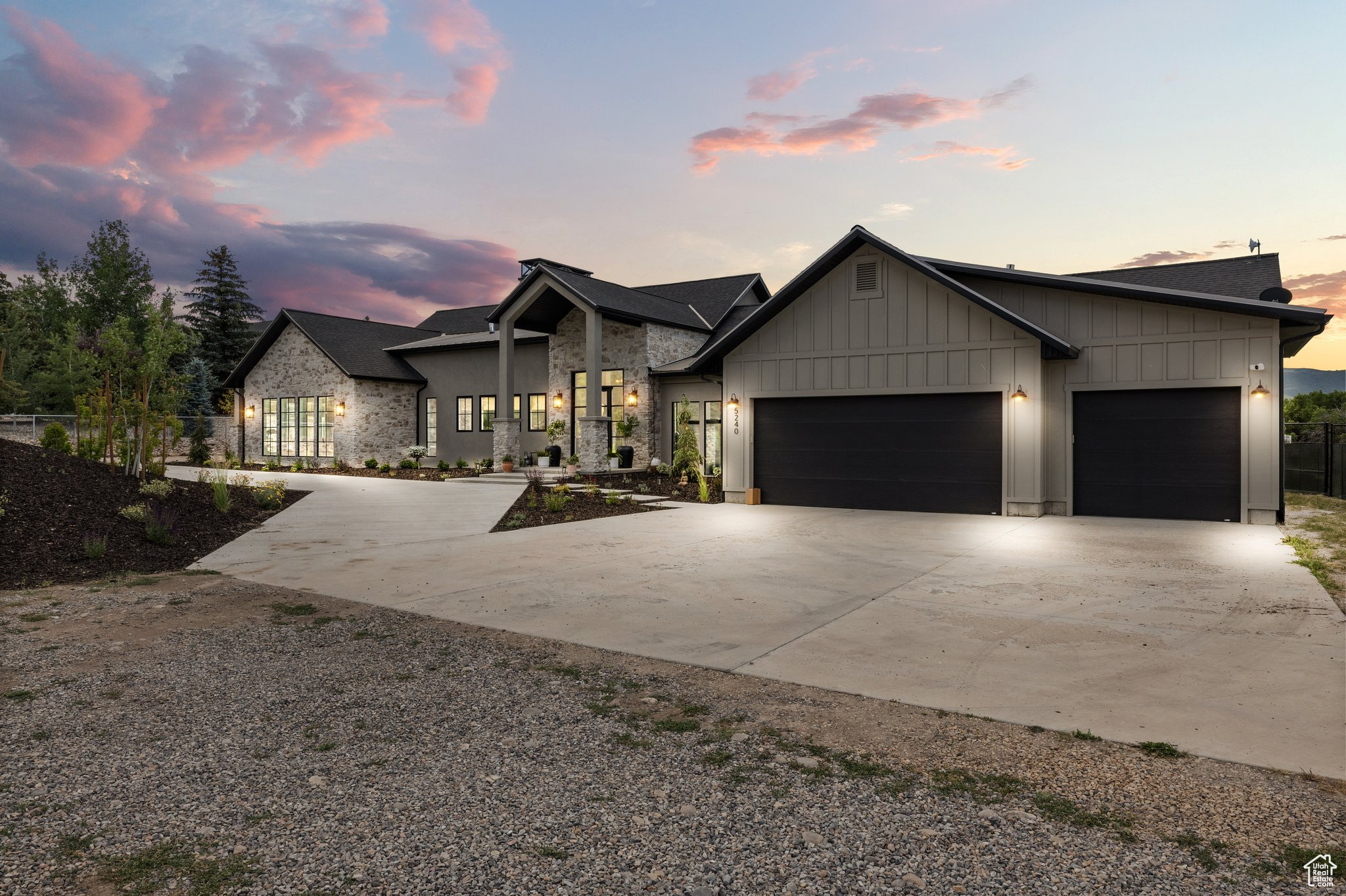 LAKE CRE - Residential