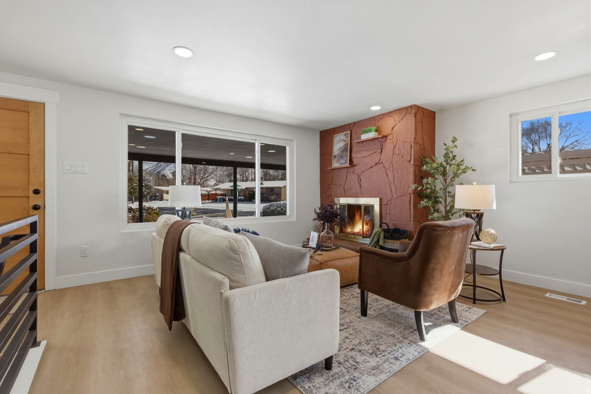 DRIFTWOOD EST - Residential