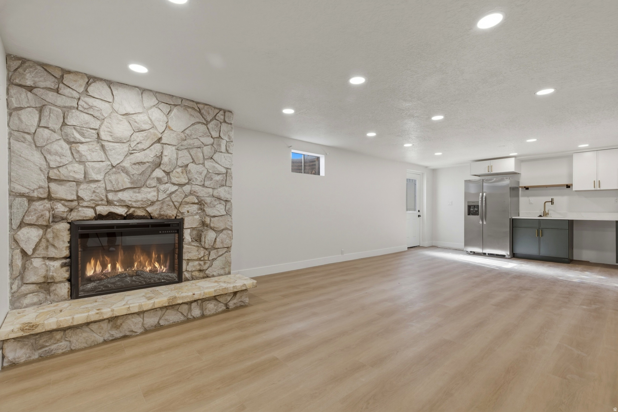 DRIFTWOOD EST - Residential