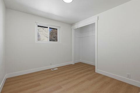 Tiny photo for 1358 E MAPLEWOOD DR, Murray, UT 84121 (MLS # 2138550)