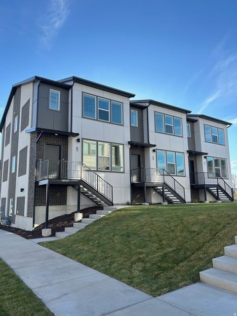 Photo of 59 E 775 S #21, Springville, UT 84663 (MLS # 2141978)