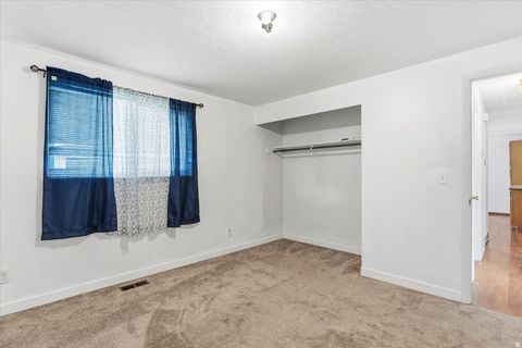 Tiny photo for 954 W 2400 N, Clinton, UT 84015 (MLS # 2148766)