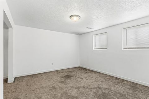 Tiny photo for 954 W 2400 N, Clinton, UT 84015 (MLS # 2148766)