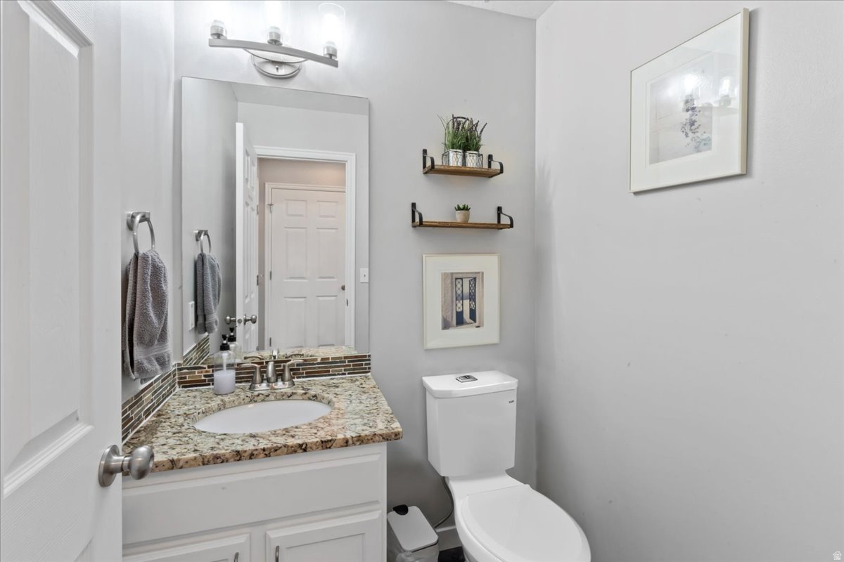 FREEMONT SPRINGS - Residential