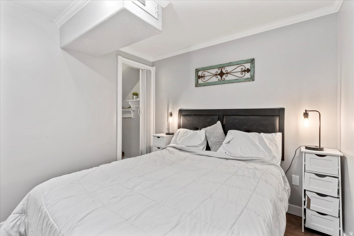 FREEMONT SPRINGS - Residential