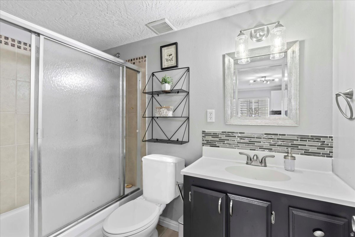 FREEMONT SPRINGS - Residential