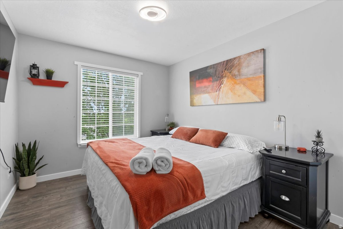 FREEMONT SPRINGS - Residential