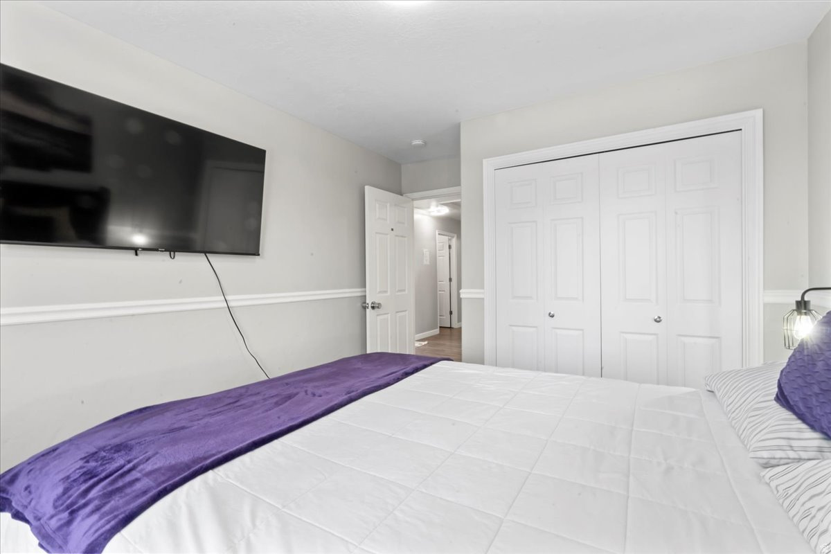 FREEMONT SPRINGS - Residential