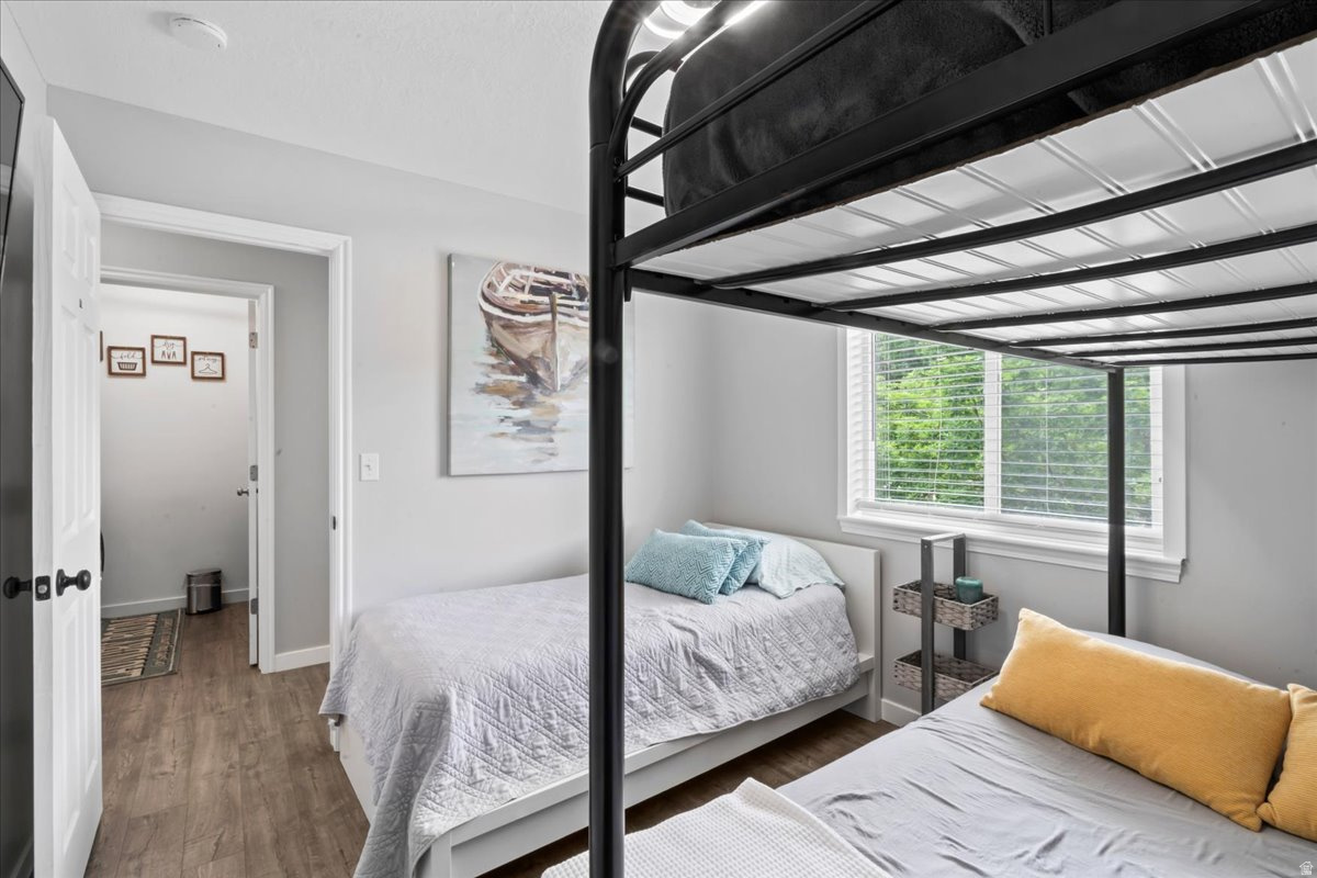 FREEMONT SPRINGS - Residential