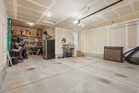 Tiny photo for 10509 S BROOKLYN VIEW LN W, South Jordan, UT 84095 (MLS # 2174012)