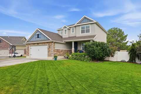 Tiny photo for 10509 S BROOKLYN VIEW LN W, South Jordan, UT 84095 (MLS # 2174012)