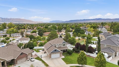 Tiny photo for 10509 S BROOKLYN VIEW LN W, South Jordan, UT 84095 (MLS # 2174012)