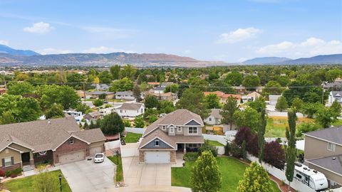 Tiny photo for 10509 S BROOKLYN VIEW LN W, South Jordan, UT 84095 (MLS # 2174012)
