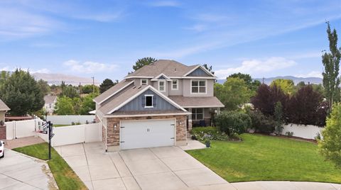 Tiny photo for 10509 S BROOKLYN VIEW LN W, South Jordan, UT 84095 (MLS # 2174012)