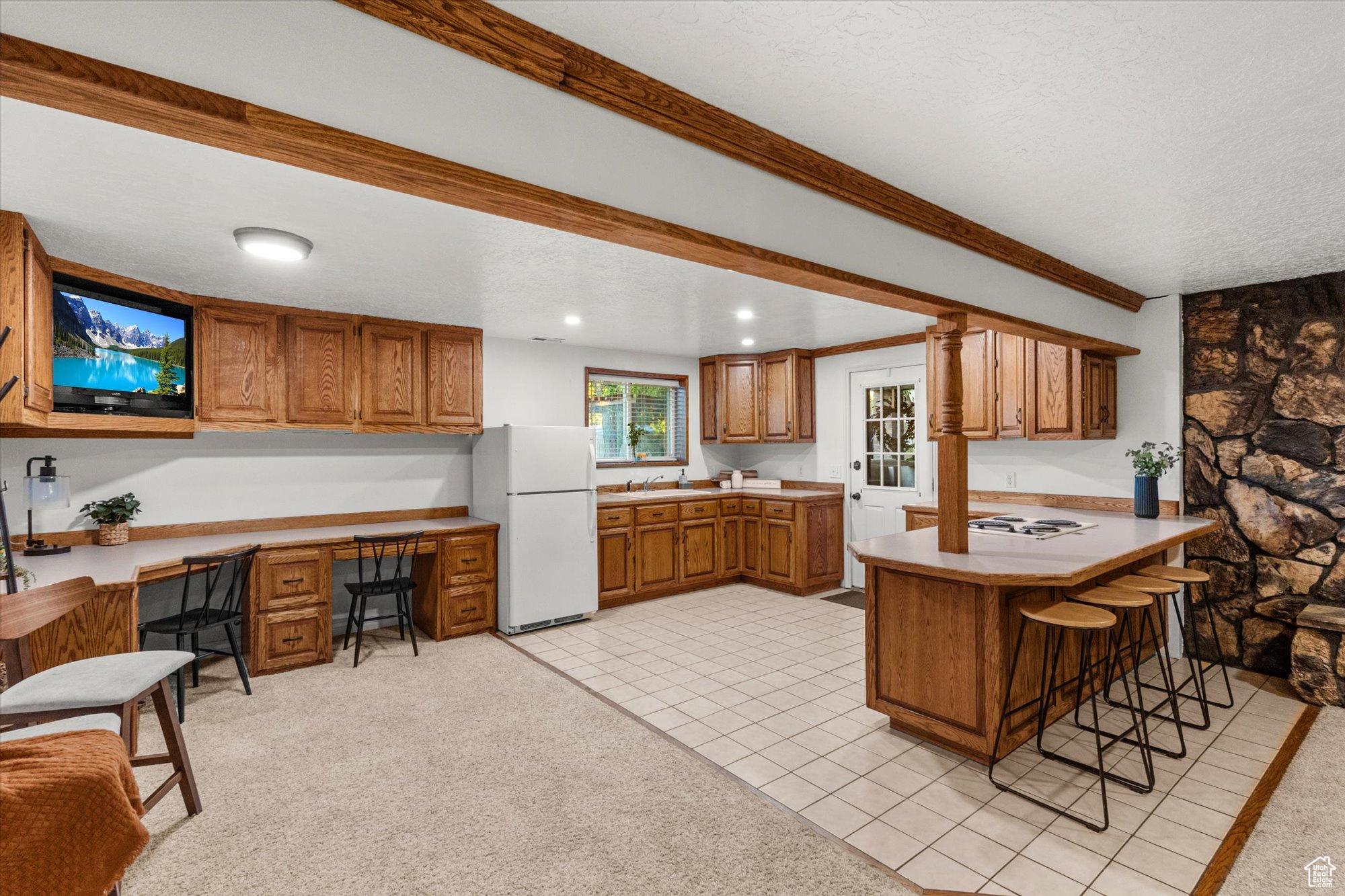 SHADY ACRES - Residential