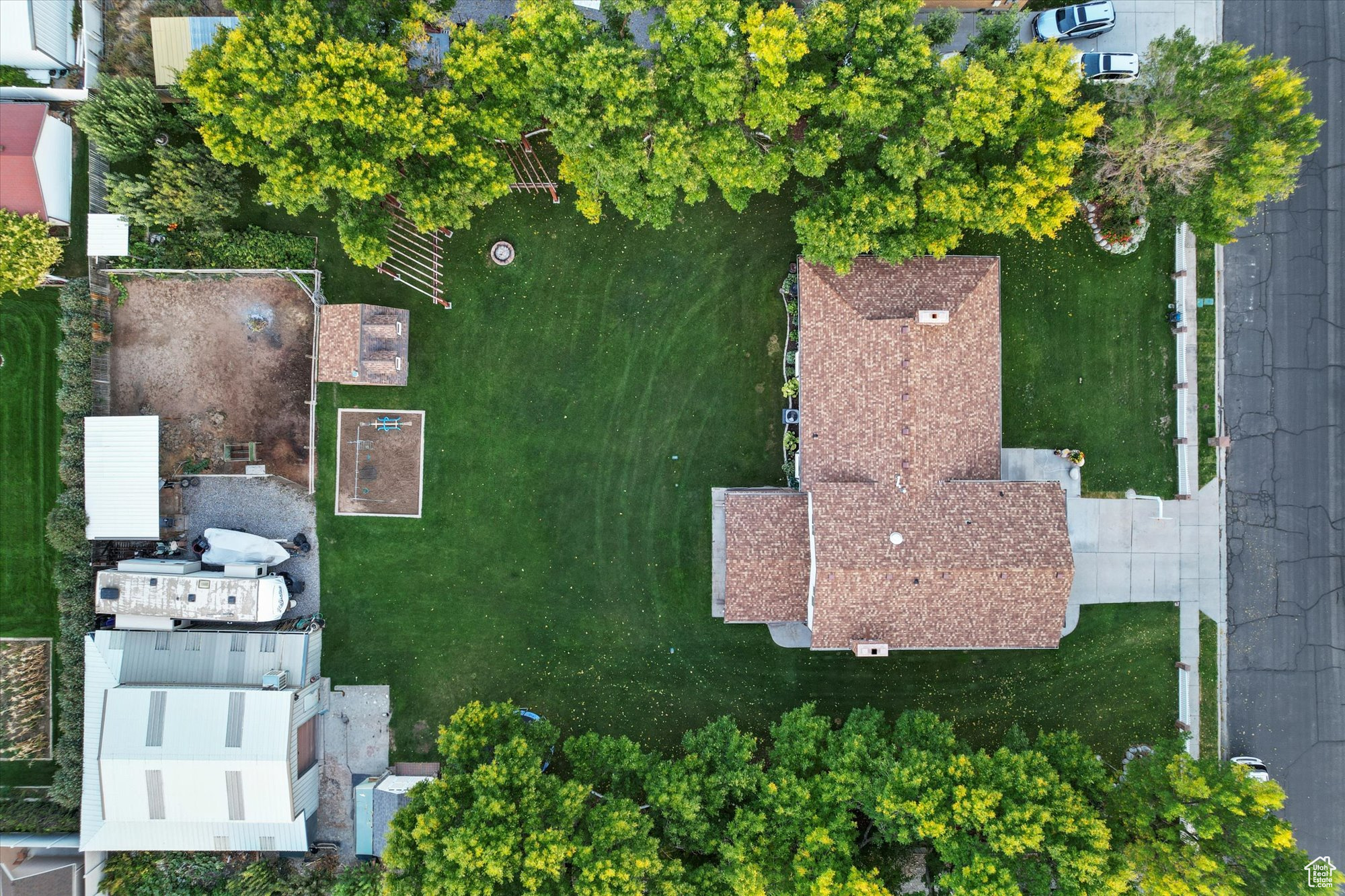 SHADY ACRES - Residential