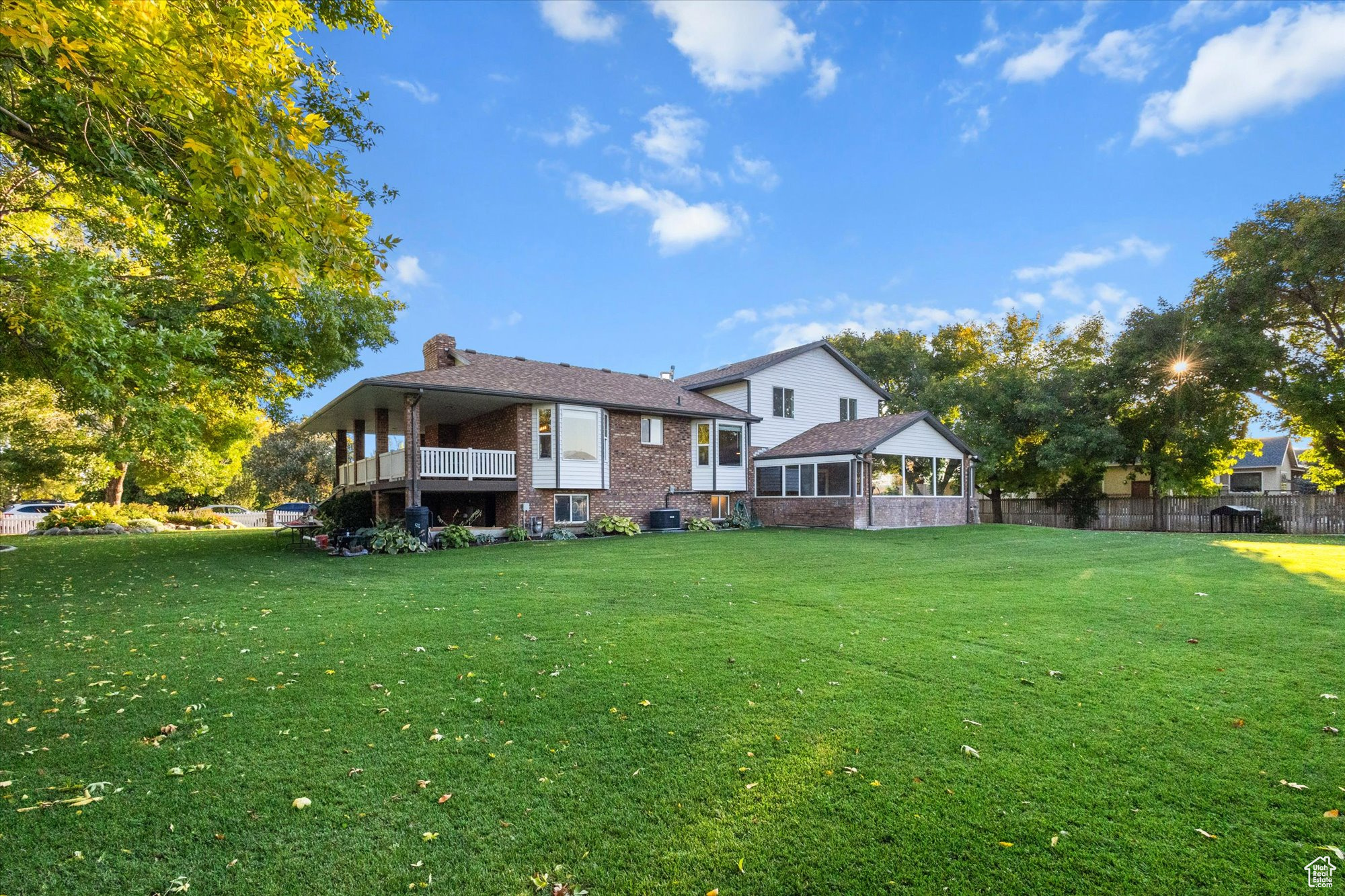 SHADY ACRES - Residential