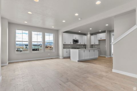 Tiny photo for 11208 S FORDMAN WAY, South Jordan, UT 84009 (MLS # 2114442)