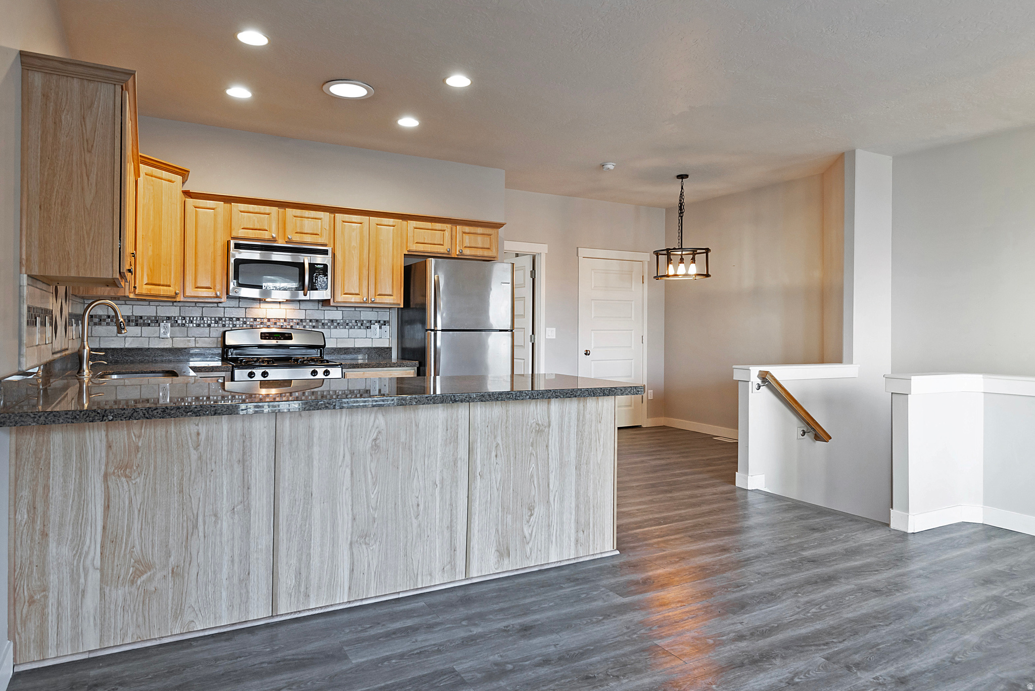 FARMINGTON CROSSING - Residential