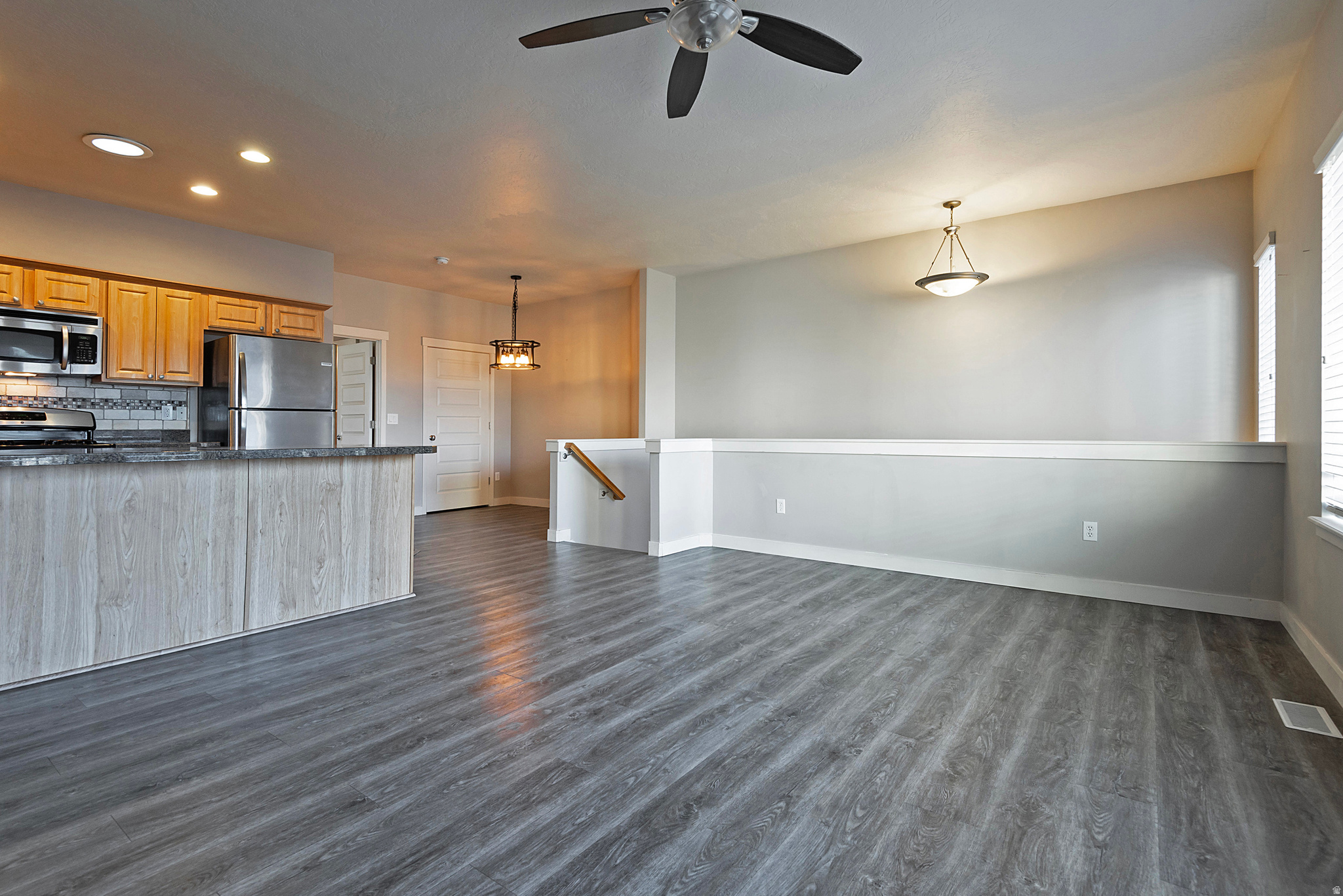 FARMINGTON CROSSING - Residential