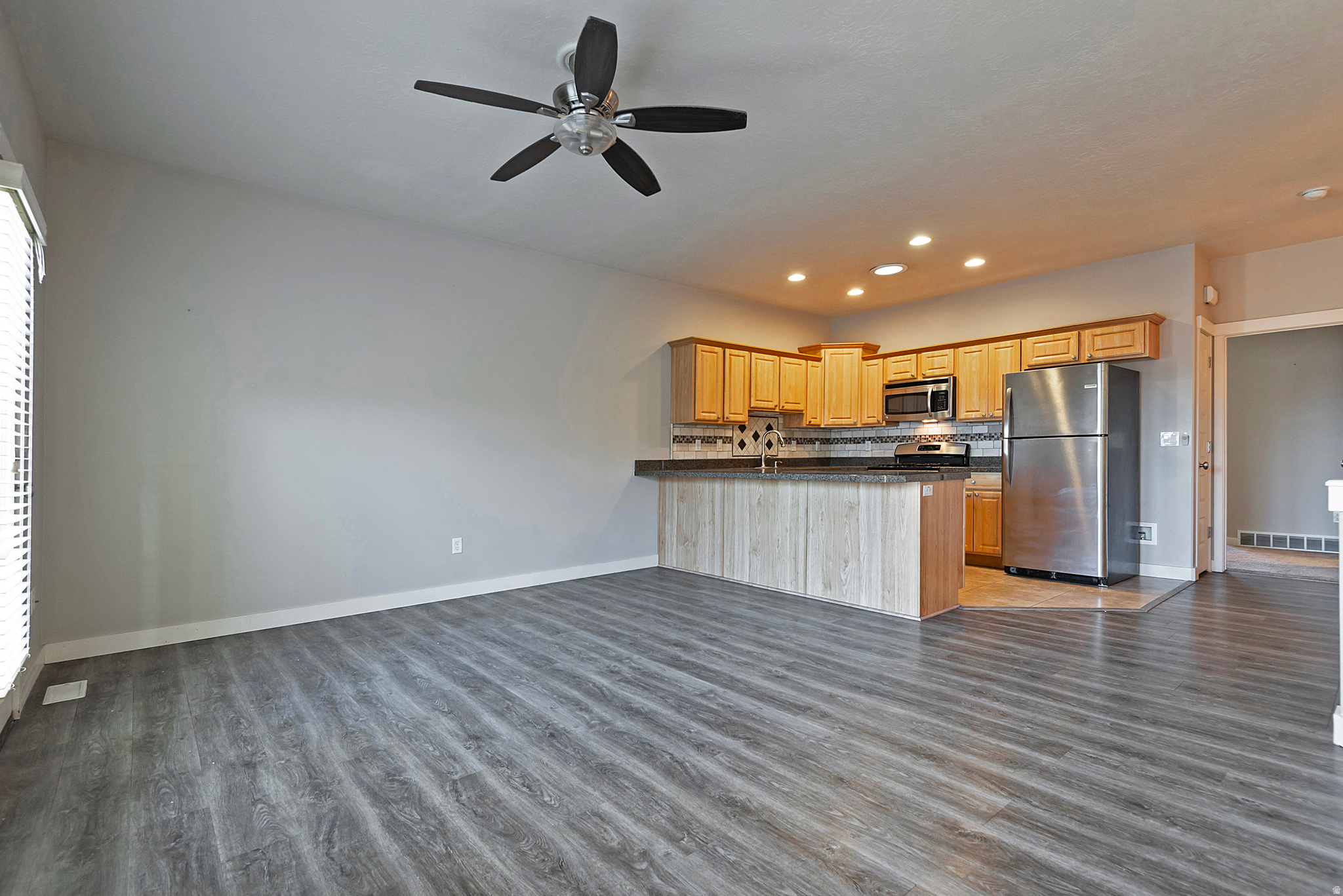 FARMINGTON CROSSING - Residential