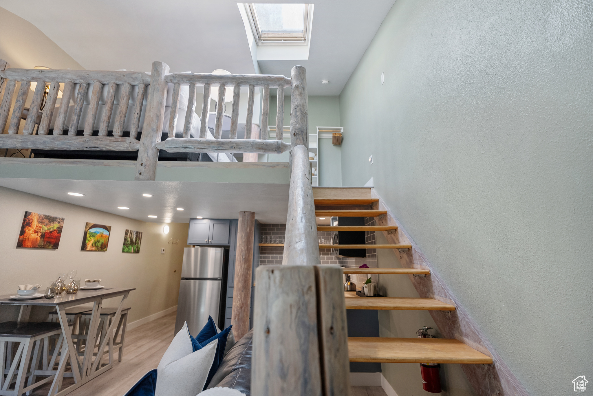 PROSPECTOR SQUARE CONDOS - Residential