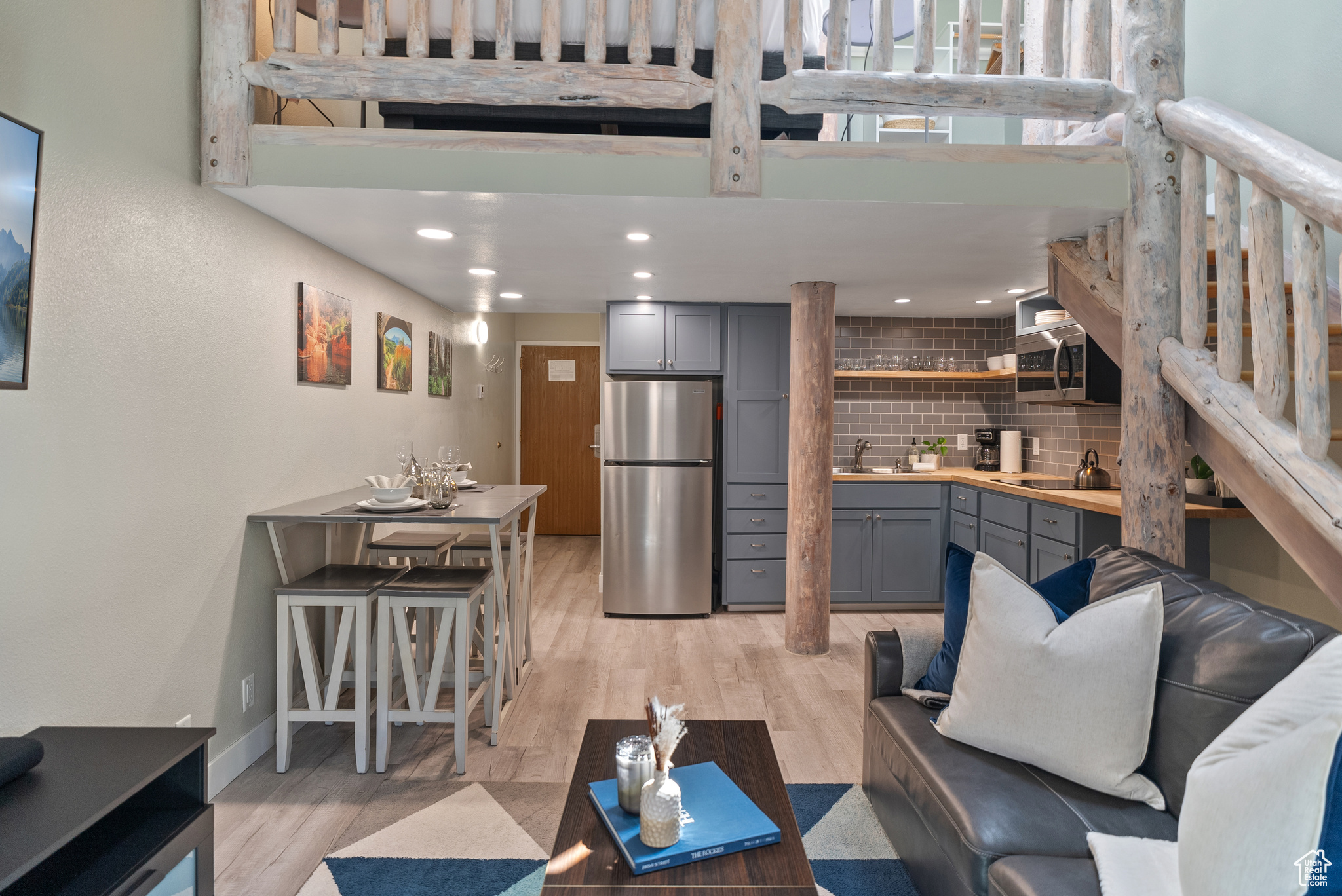 PROSPECTOR SQUARE CONDOS - Residential