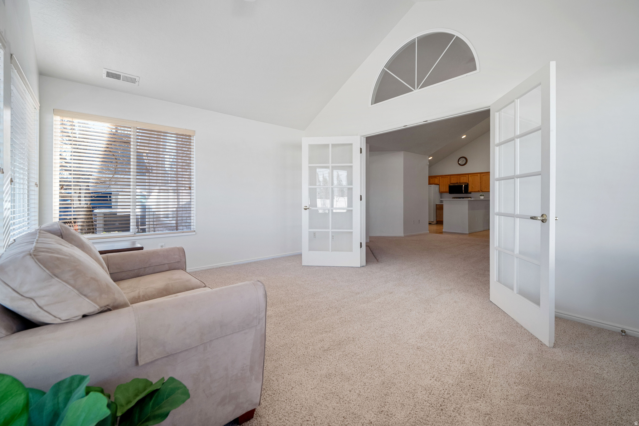 JORDAN VILLA - Residential