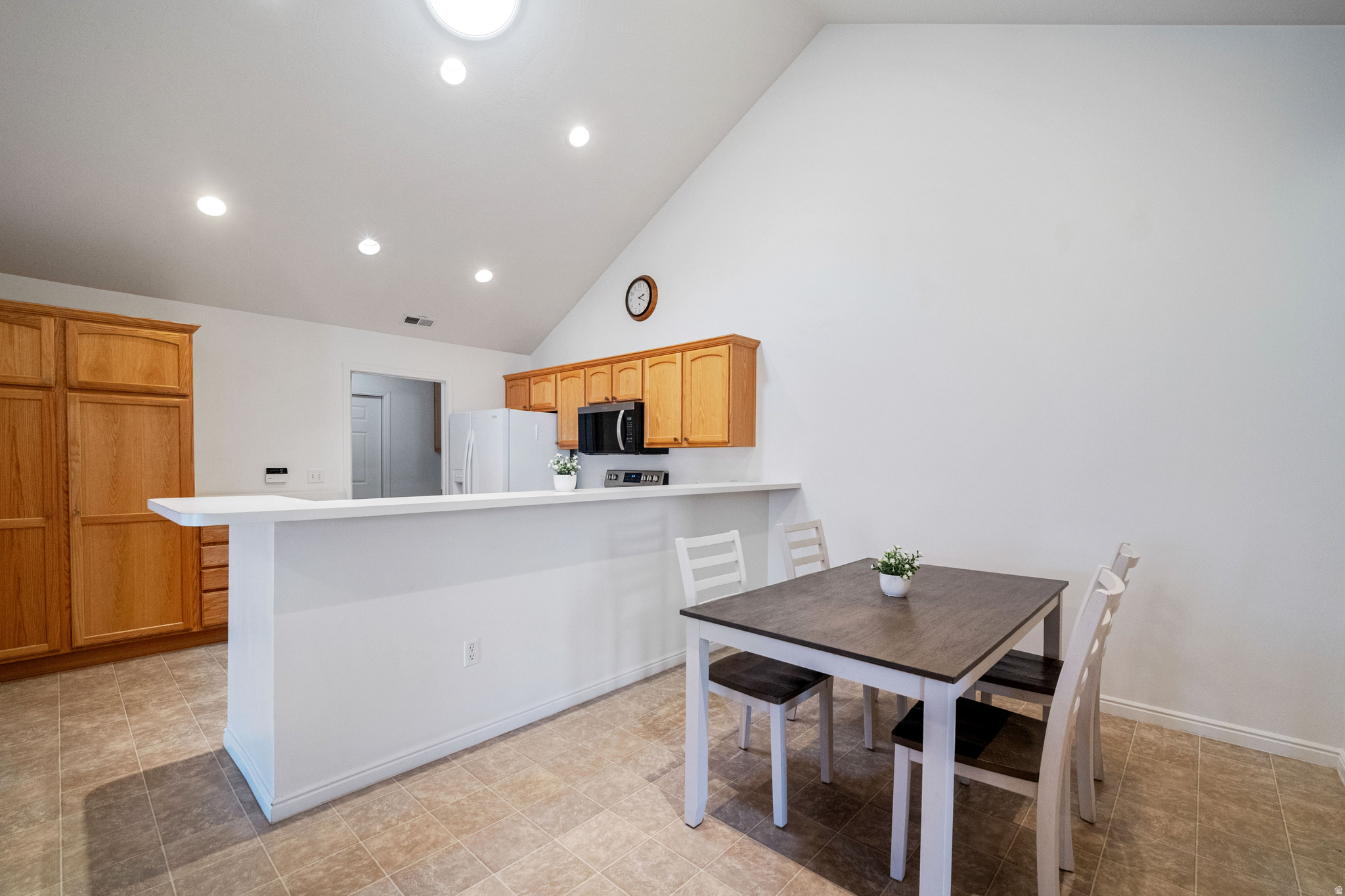 JORDAN VILLA - Residential