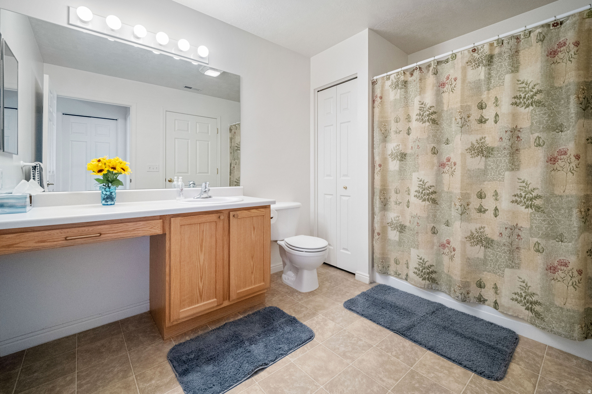 JORDAN VILLA - Residential