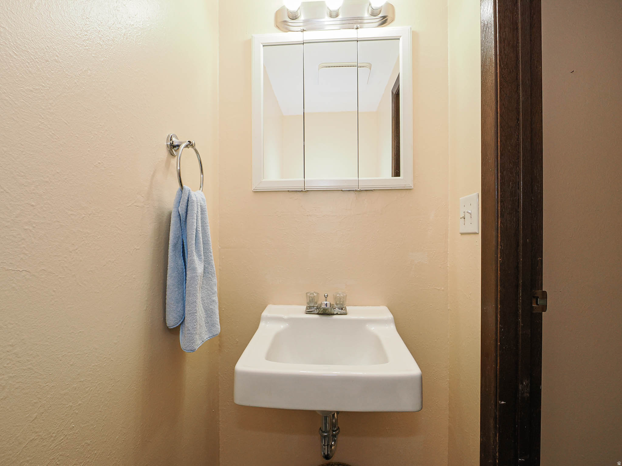 MOUNTAIN VIEW PARK - Residential