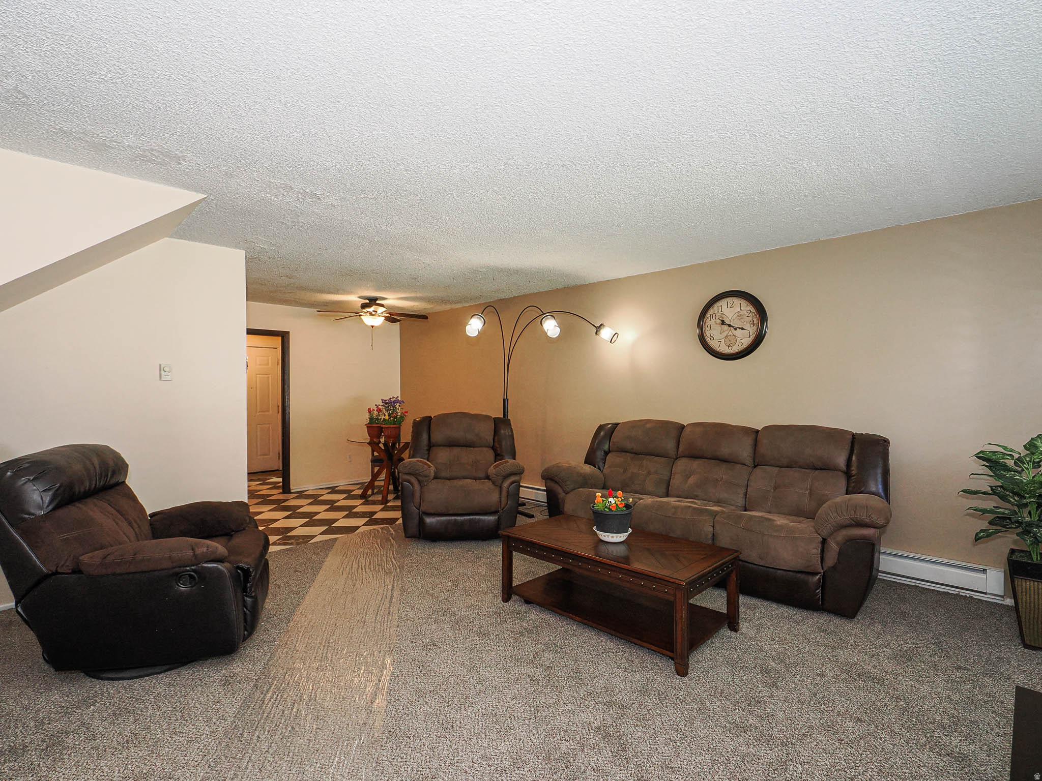 MOUNTAIN VIEW PARK - Residential
