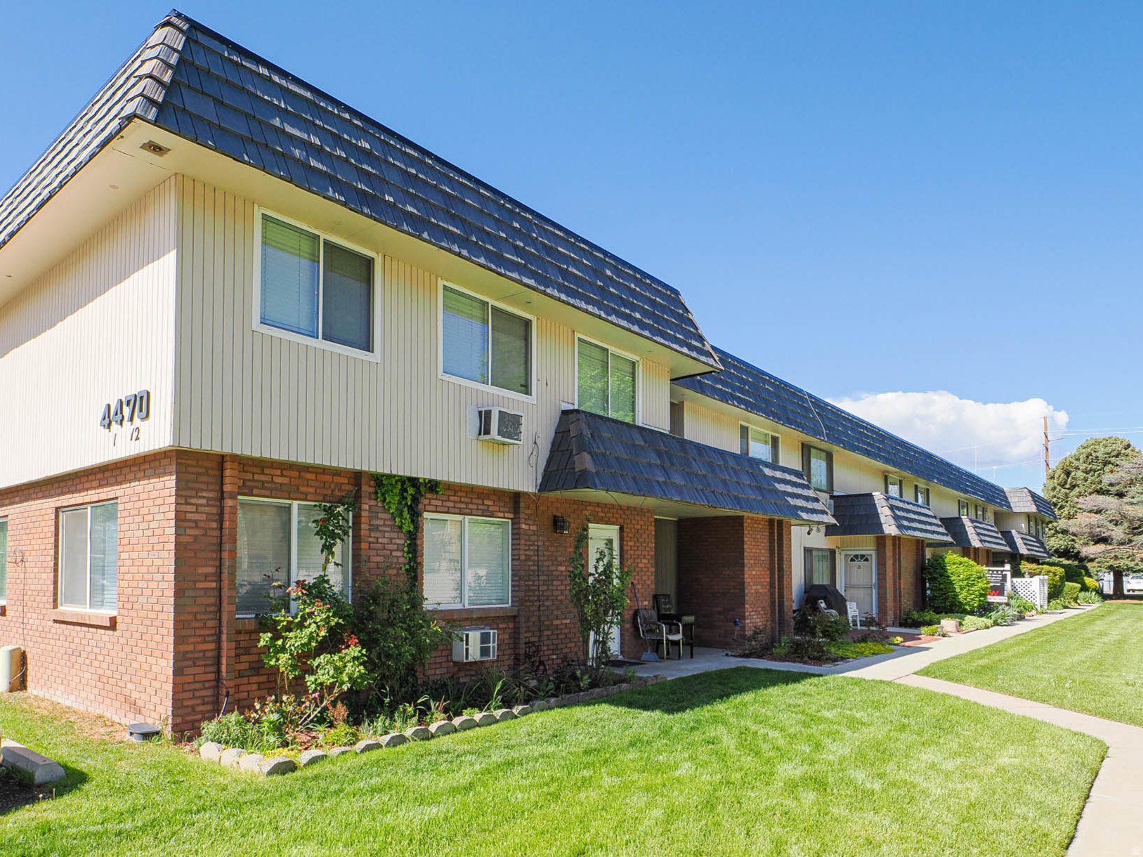 MOUNTAIN VIEW PARK - Residential