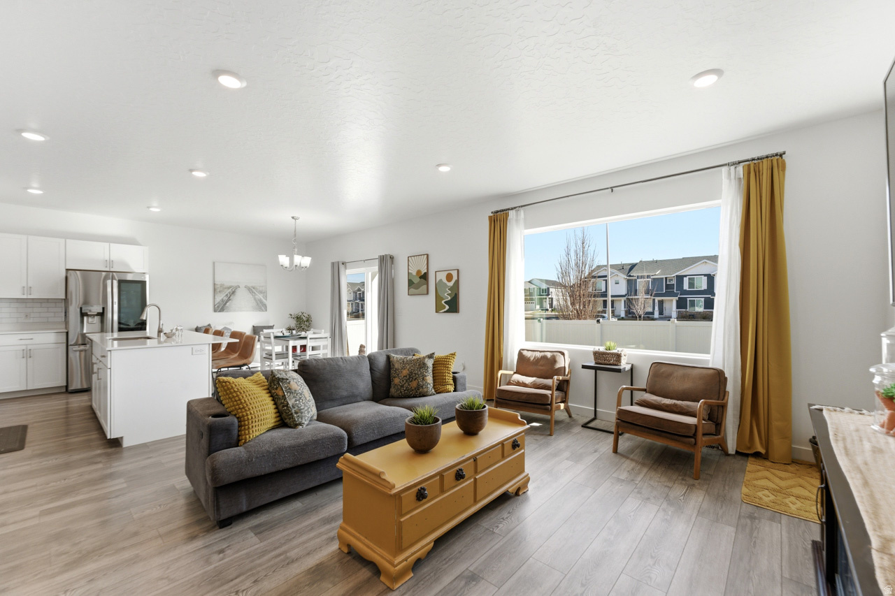 COLD SPRING RANCH - Residential