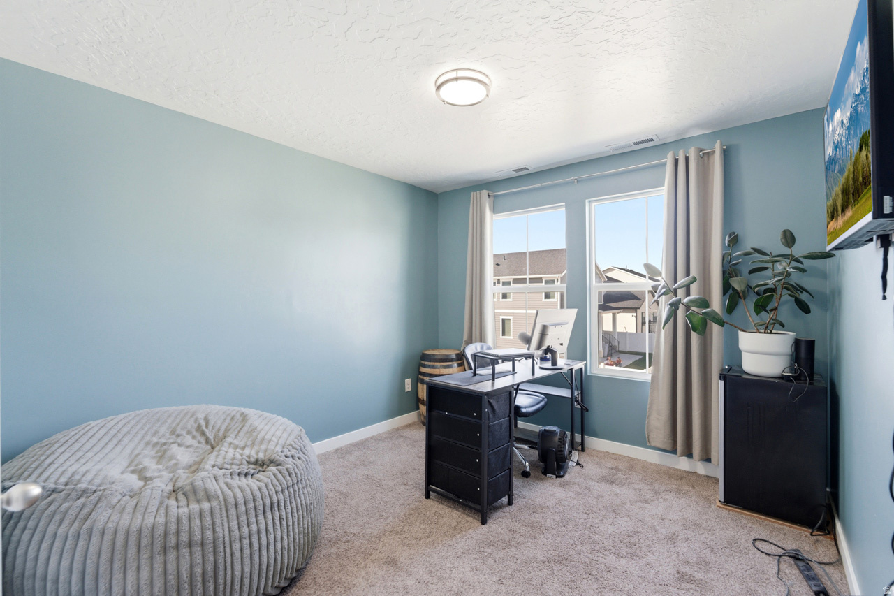 COLD SPRING RANCH - Residential