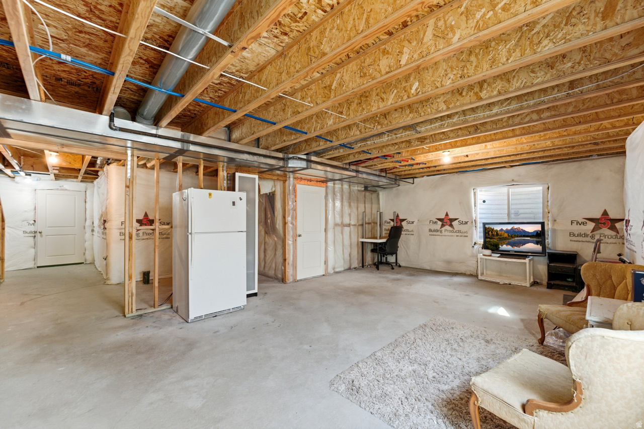 COLD SPRING RANCH - Residential