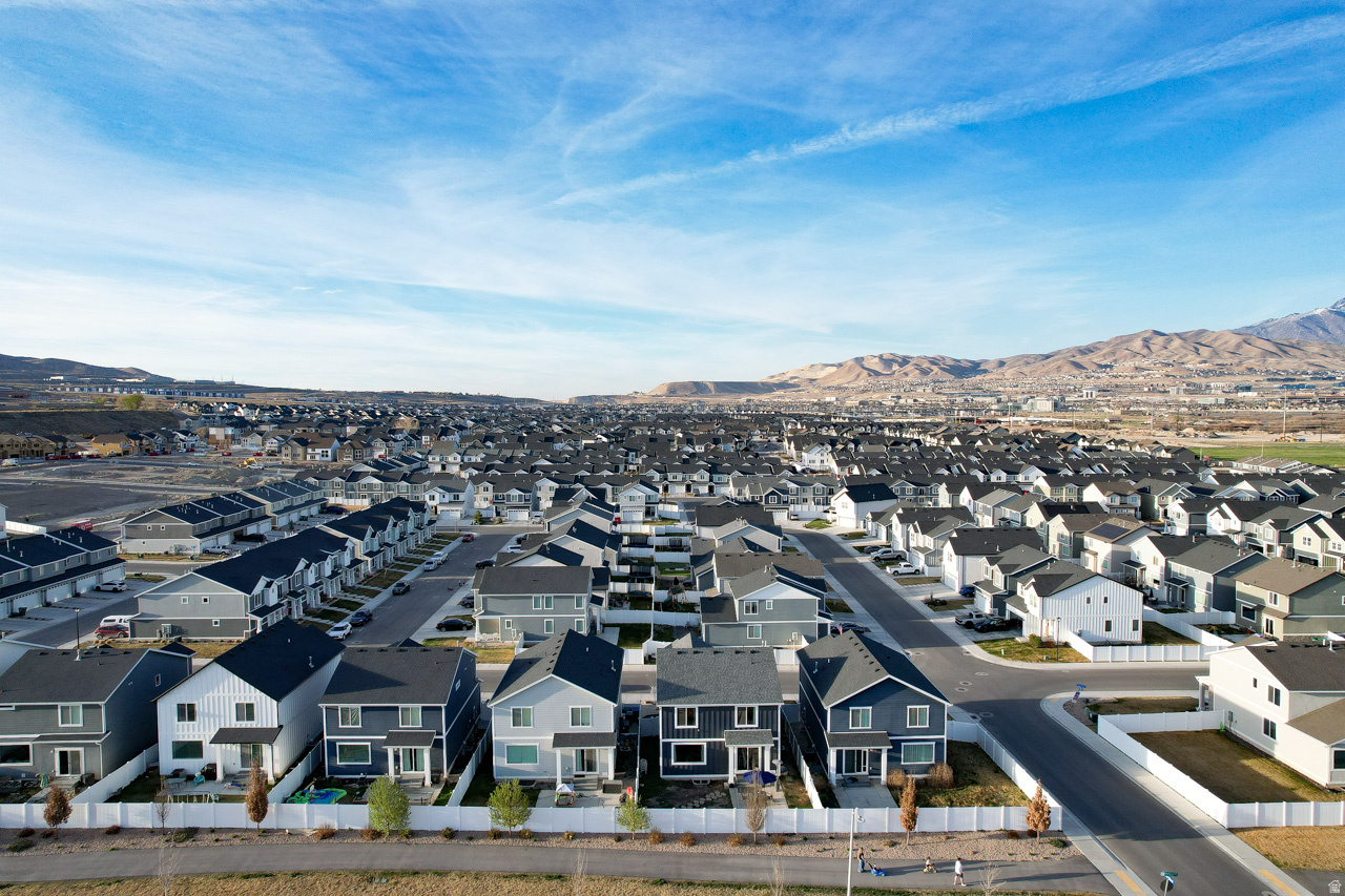 COLD SPRING RANCH - Residential