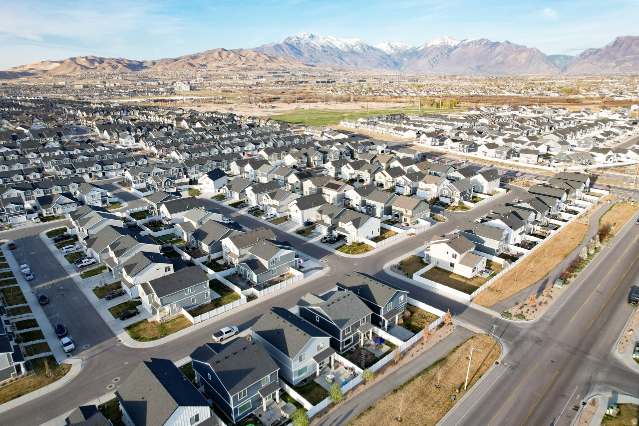 COLD SPRING RANCH - Residential