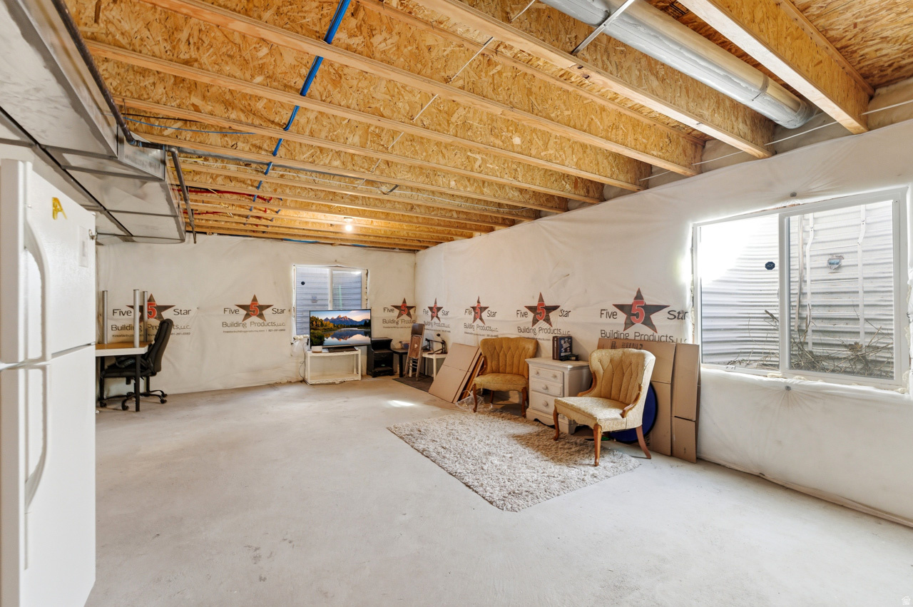 COLD SPRING RANCH - Residential